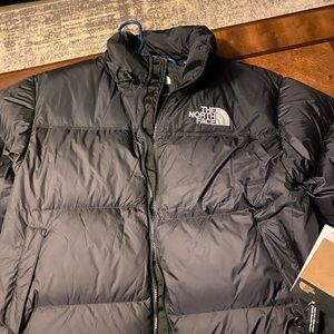 The North Face Black Men's Puffer Jacket with Logo Patch